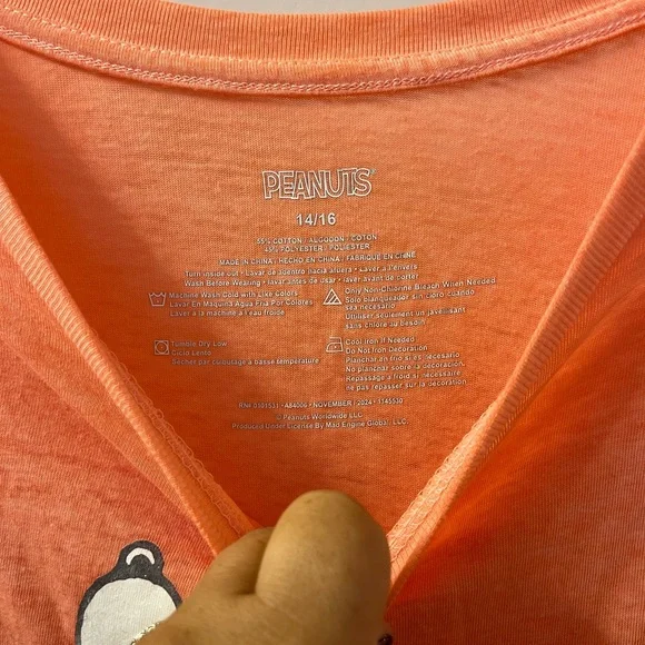 PEANUTS Pink/Coral Peanuts Graphic Tee SIZE 14/16 PTP 26-33 NWOT - Picture 3 of 4
